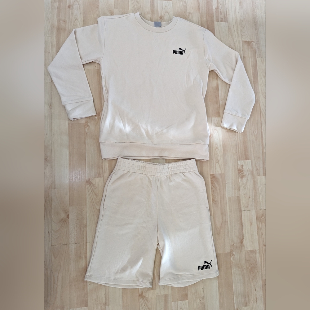 Brand New Unisex Puma Youth Large Cream Matching Sweatshirt & Sweatshorts